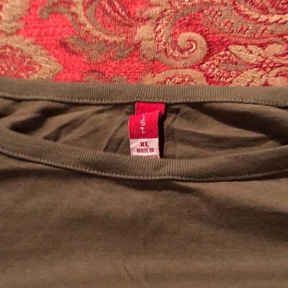 Jamaica embellished camisole size XL  green, banded hem - Picture 5 of 5